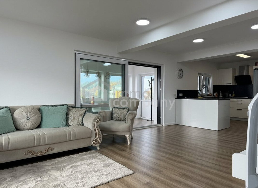 Wohnhaus 196m², in Neukirchen an der Vöckla. – Foto 6