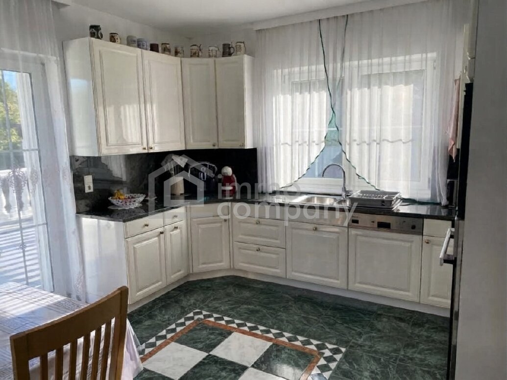 Hochwertiges Einfamilienhaus in bestem Bauzustand, 2 Wohneinheiten! – Foto 9