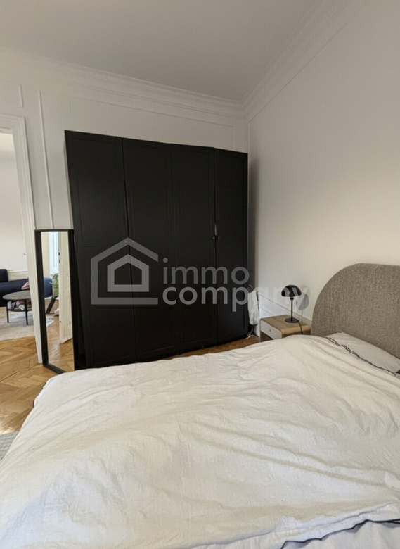 Charmante Wohnung im 1.Liftstock nähe Marie-Ebner-Eschenbach-Park/Aumannplatz! – Foto 4