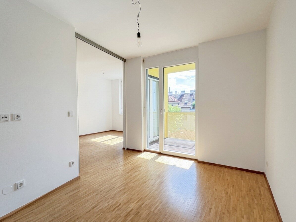 ZUM VERLIEBEN! ENTZÜCKENDE HOFSEITIGE 2-ZIMMER-WOHNUNG IM 3. LIFTSTOCK MIT BALKON - U3-NÄHE – Foto 11
