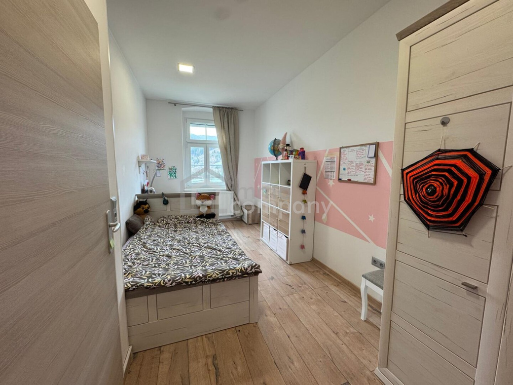 Modernisierte 4-Zimmer-Wohnung mit Altbaucharakter – Foto 3