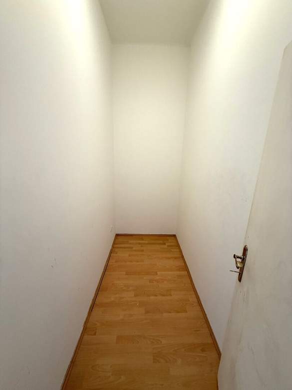 PREISGÜNSTIG NUR ca. €  3.500 pro m² - 2 Zimmer Altbauwohnung nächst Mariahilfer Straße/Westbahnhof – Foto 8