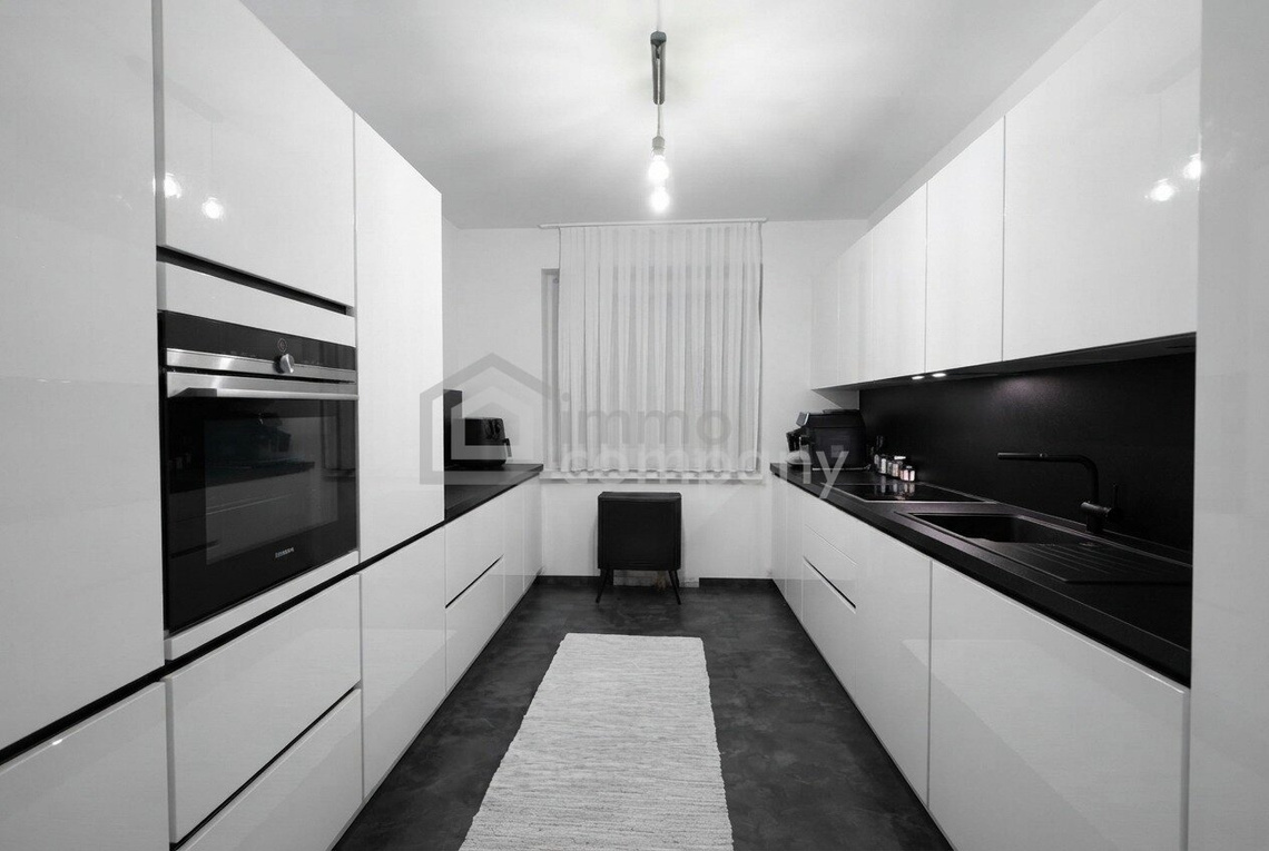 Design trifft auf Eleganz: 4-Zimmerwohnung – Foto 3