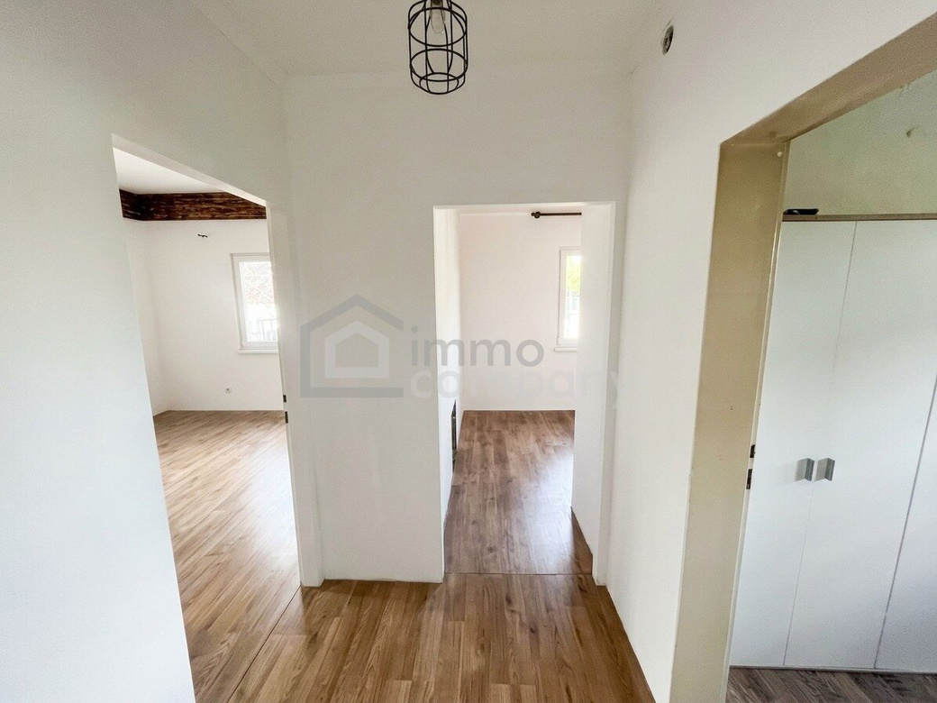Moderner Bungalow in Seenähe – großer Garten mit zwei Terrassen – Foto 4