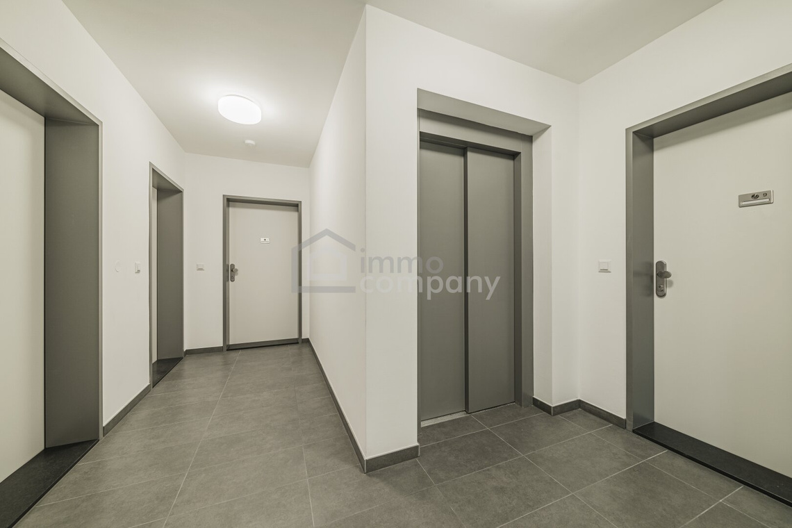 Grossartige 3-Zimmer-Wohnung mit Loggia + Tiefgaragenplatz! 14. Bezirk. U4 – Foto 9