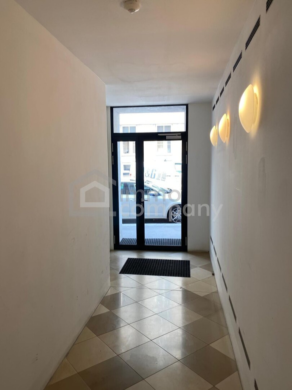 Schöne Altbauwohnung in ausgebauten Altbau – Foto 2