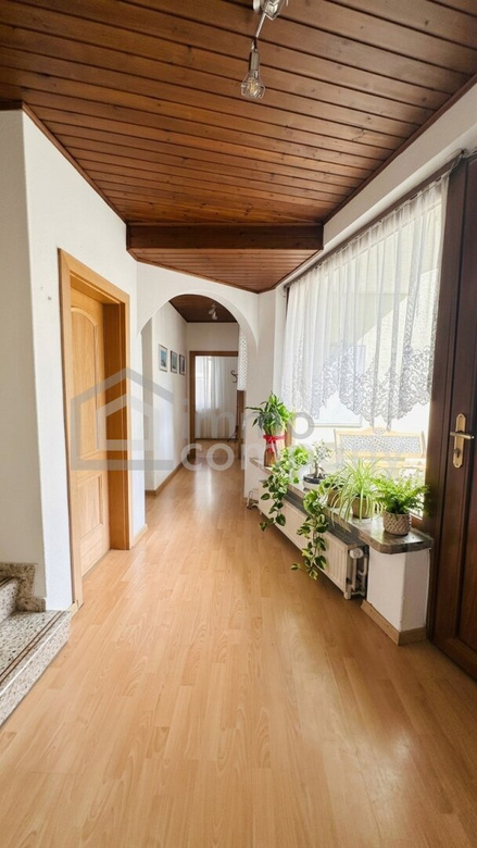 Preisreduktion! Liebevoll renoviertes Haus mit großen, hellen Räumen und sonniger Dachterrasse – Foto 4