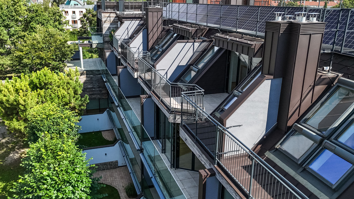 Westseitige 3 Zimmerwohnung mit ca. 30m² Terrasse und besonderem Wohngefühl! – Foto 1