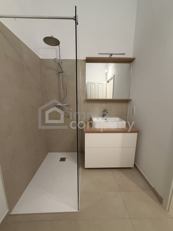 ALTBAU in Hofruhelage! 3-Zimmer-Wohnung in 1050 Wien – Vollsaniert, zentral und stilvoll! ANLEGER! – Foto 8