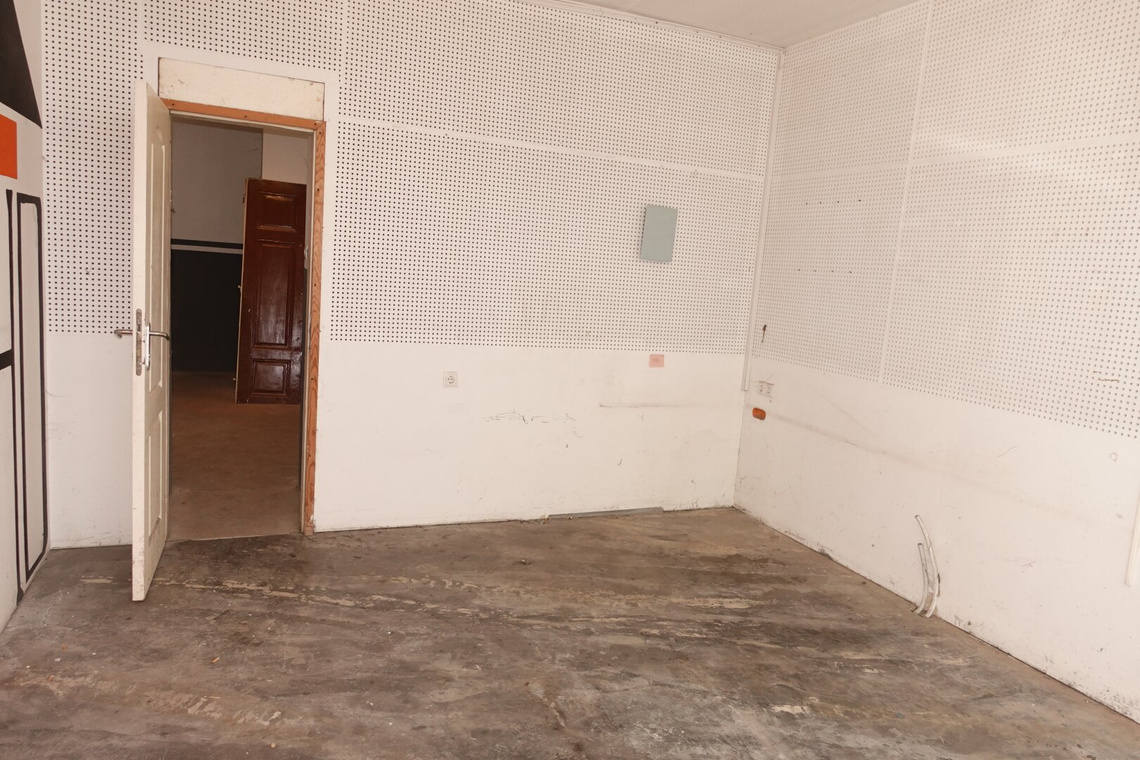 128 m² LAGERFLÄCHE - EURO 897,- Netto/Monat - NUR 1 MONAT PROVISION – Foto 6
