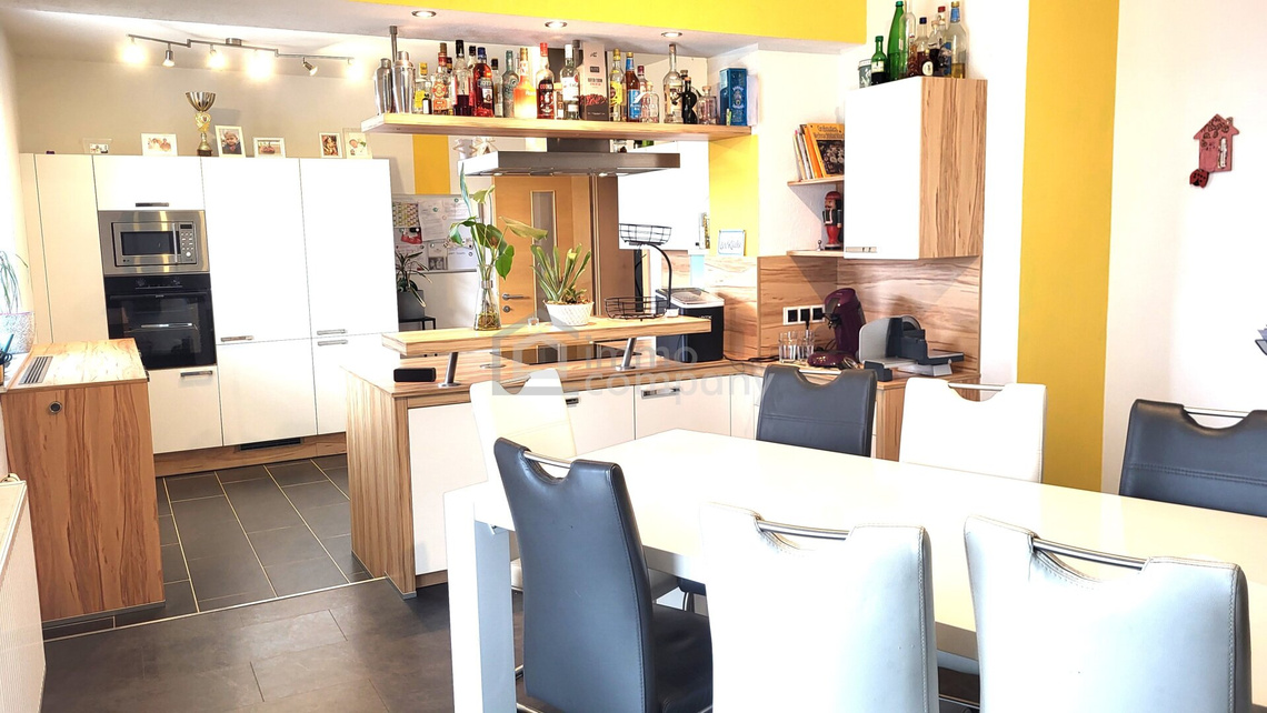 Familientraum nahe Graz: Renoviertes Haus mit Aussicht und viel Wohnfläche – Foto 3