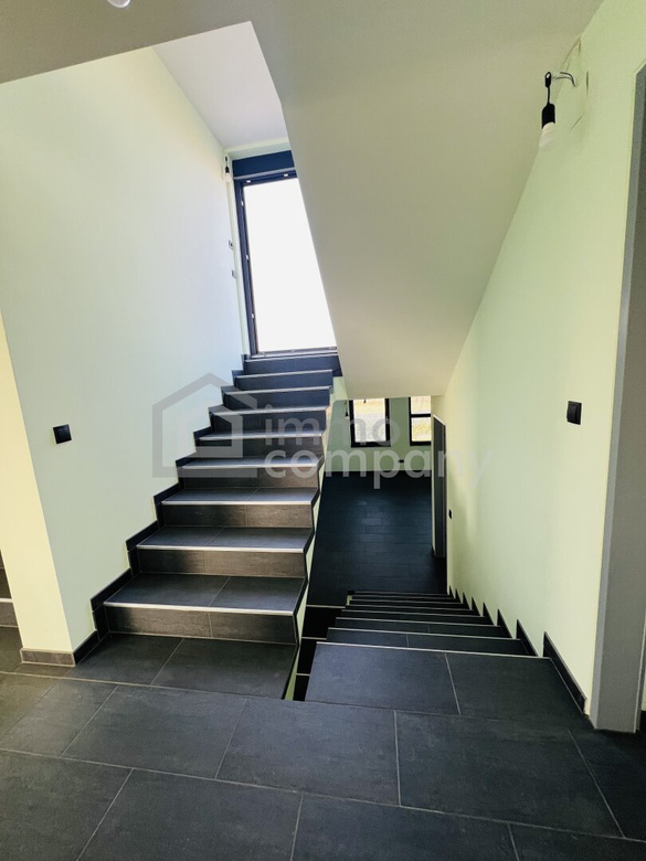 Stilvolles Haus in einer Landhausstadt. 10 Minuten nach Wien. – Foto 4