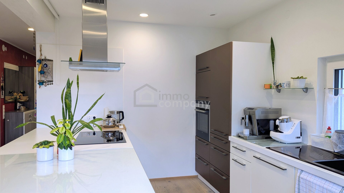 Traumhaftes Einfamilienhaus in Hohenems | 126m² Wohnfläche | 4-Zimmer | 2 Terrassen mit 100m² Gesamtfläche | moderne Einrichtung | großes Carport – Foto 10