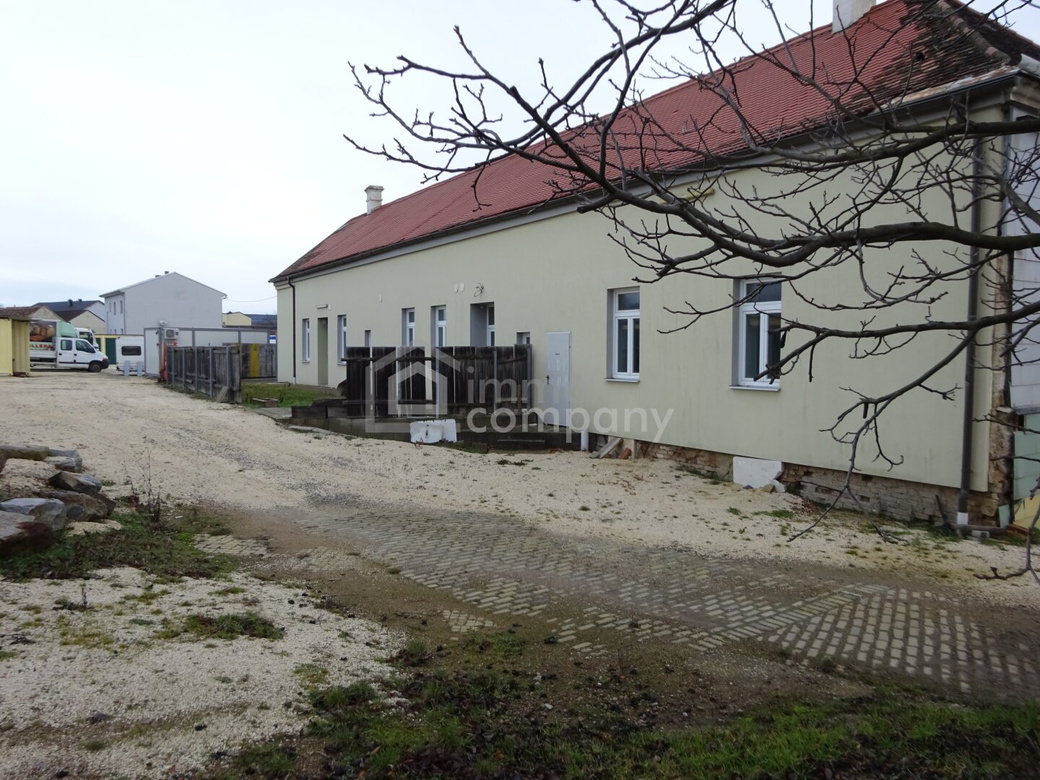 Gewerbeobjekt im Bezirk Hollabrunn steht zum Verkauf oder Vermietung!!! – Foto 1