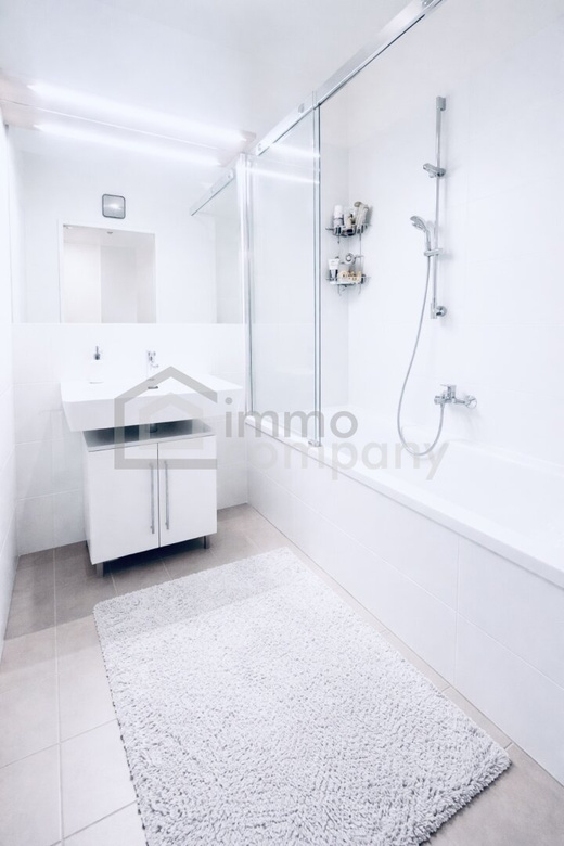 Einzigartige Wohnung mit riesigen Wohnzimmer 40 m² und eigenem Garten + Tiefgaragenplatz! 12. Bezirk. U6 – Foto 4