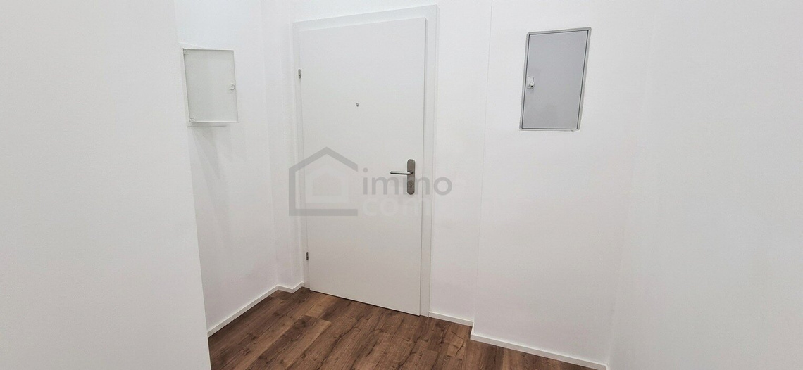 Erstbezug nach Generalsanierung Büro/Praxis in 50m² mit 2 Räumen, Teeküche nahe Tivoligasse ! – Foto 8