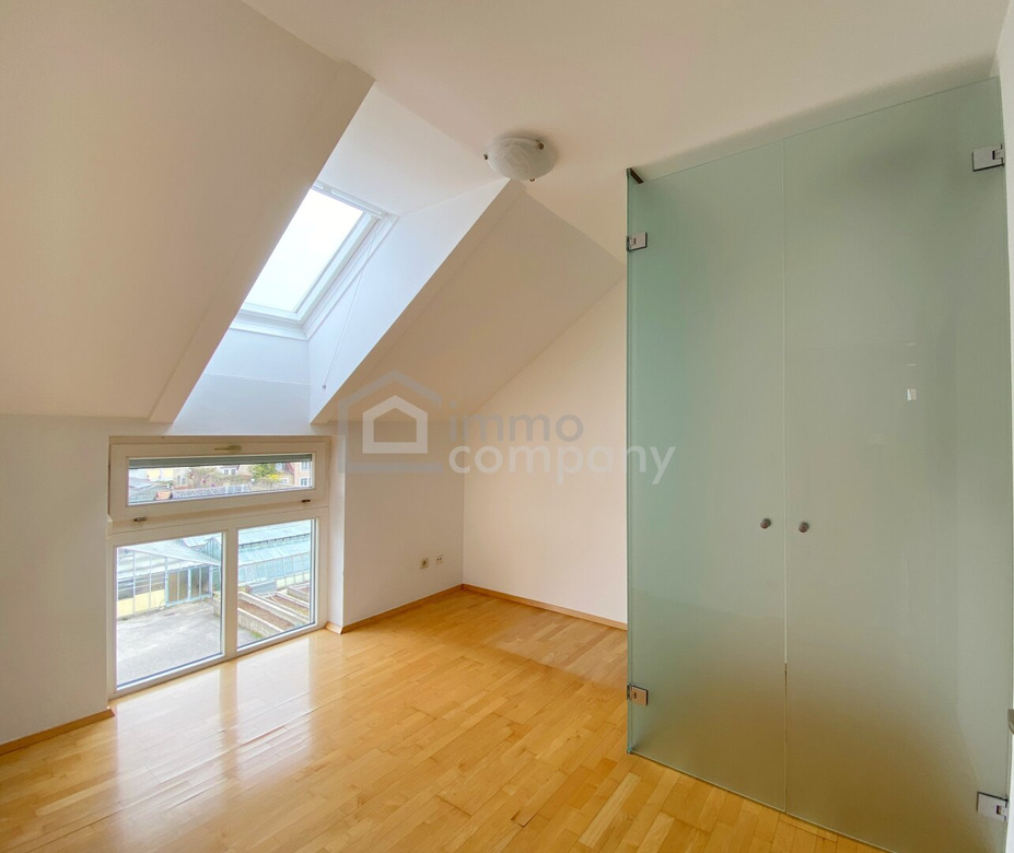 4-Zimmer-Wohnung in Krems mit Balkon, Garage, großen Kellerabteil und Fußbodenheizung mit Ausblick auf Stift Göttweig – Foto 10