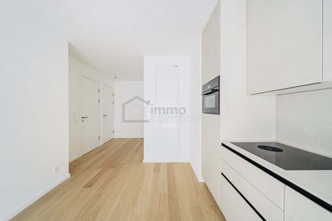 Stilvolle Wohnung im elitärsten Gebäude im Zentrum von Wien! 1. Bezirk. U1 und U2 – Foto 3