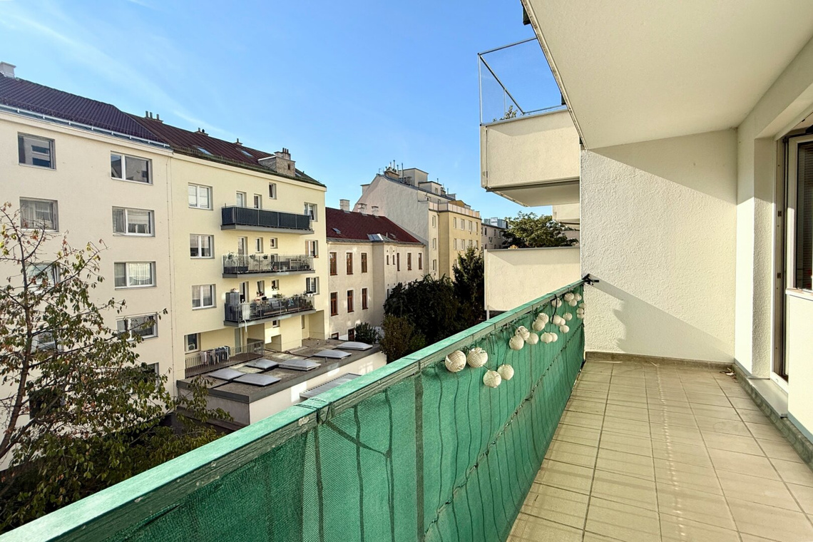 Sehr gepflegte 2-Zimmer-Wohnung mit Loggia – Foto 4