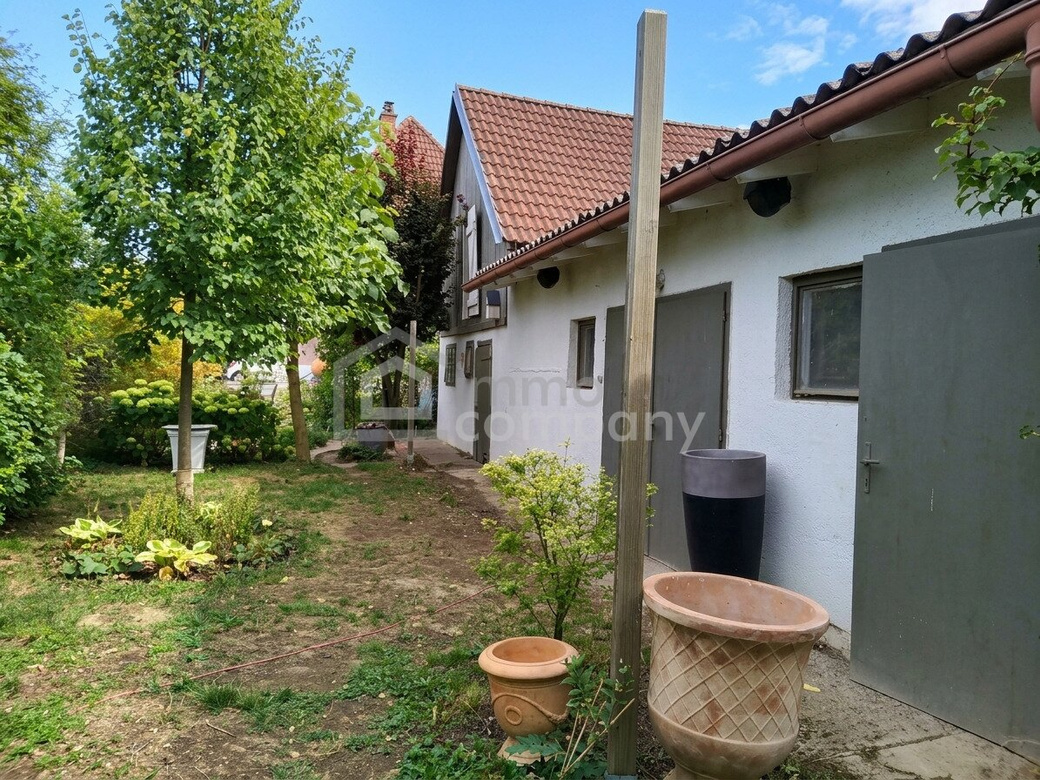 Charmantes  Einfamilienhaus mit wunderschön angelegtem Garten – Foto 8