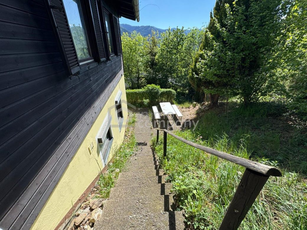 Haus in Hanglage mit gemütlichem Kachelofen – Foto 3