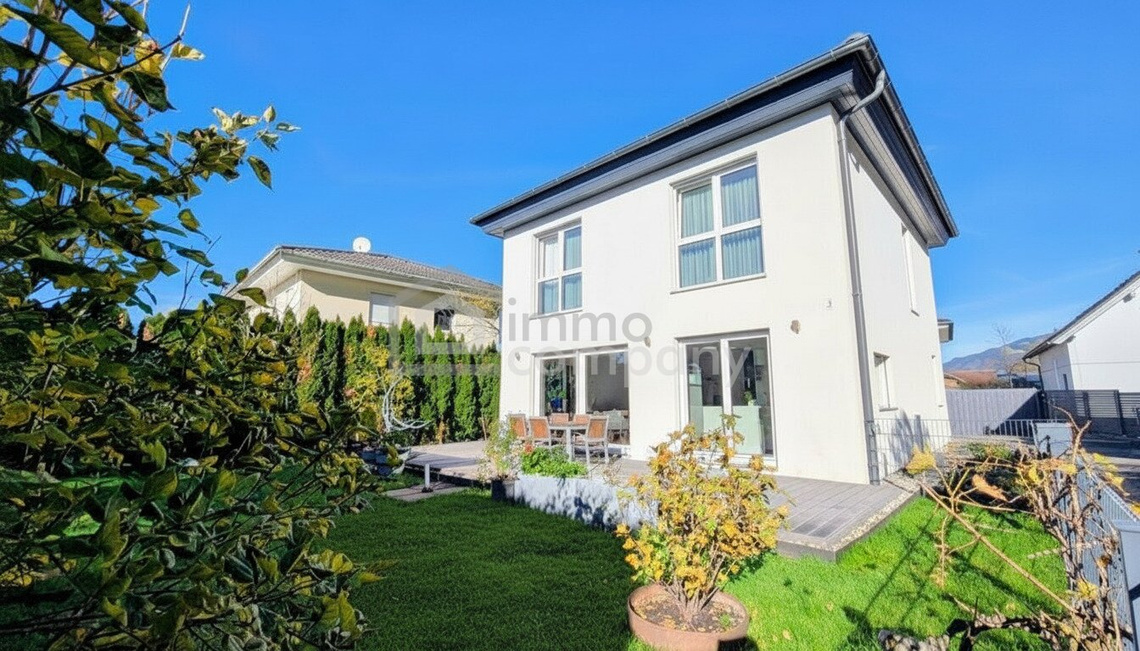 Traumhaftes Einfamilienhaus in Hohenems | 126m² Wohnfläche | 4-Zimmer | 2 Terrassen mit 100m² Gesamtfläche | moderne Einrichtung | großes Carport – Foto 4