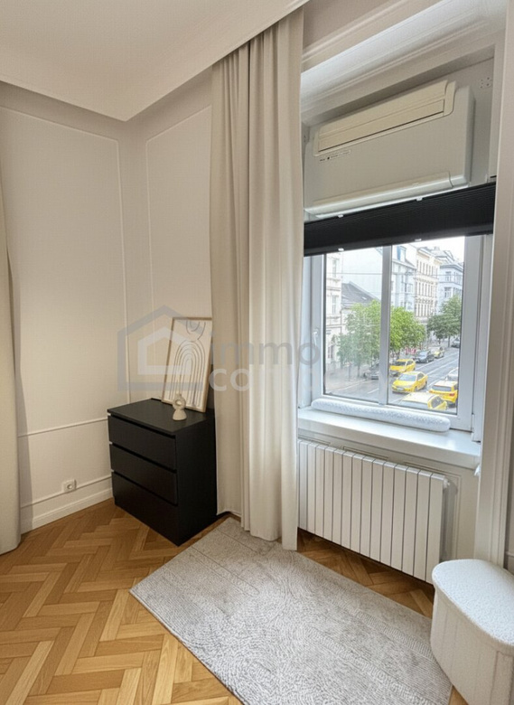 Charmante Wohnung im 1.Liftstock nähe Marie-Ebner-Eschenbach-Park/Aumannplatz! – Foto 5