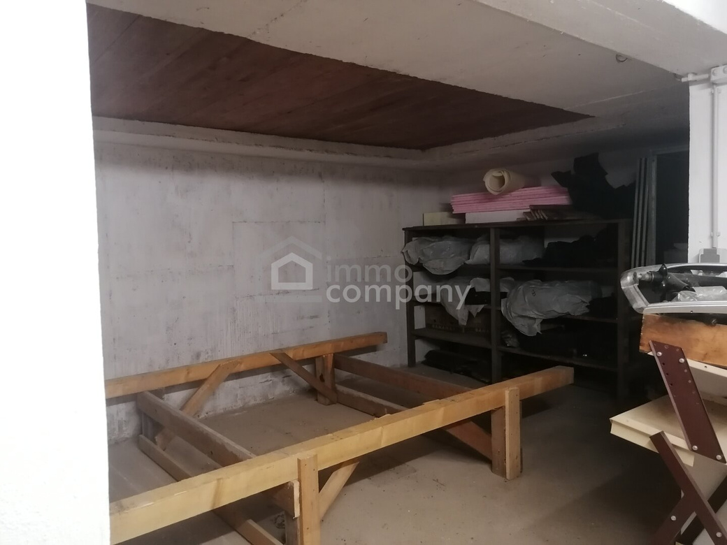 Charmantes Einfamilienhaus mit Garage, Werkstatt & großem Nebengebäude in Gloggnitz – Foto 7