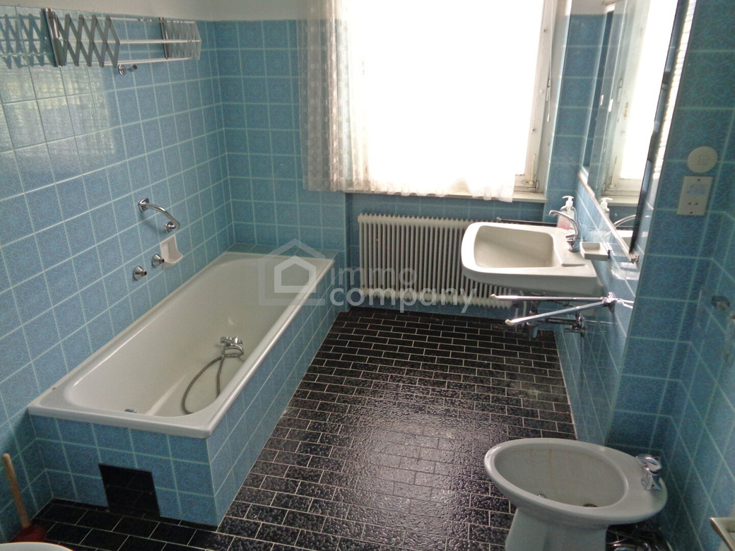 Neuer Preis!!! Interessantes Anlageobjekt für Firmensitz  oder ca. 18 Wohneinheiten! ...und weitere 1312m² Freifläche/ Baugrund für zB. Reihenhäuser um Euro 158.000!!! – Foto 5