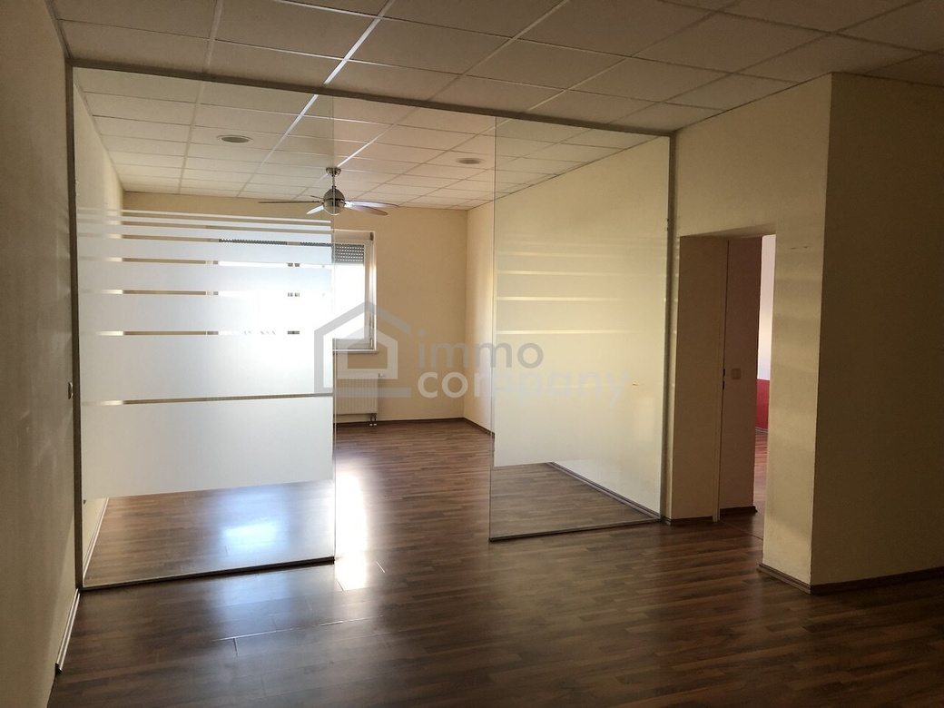 Schöne, zentrale Mietwohnung in Jennersdorf – Foto 1