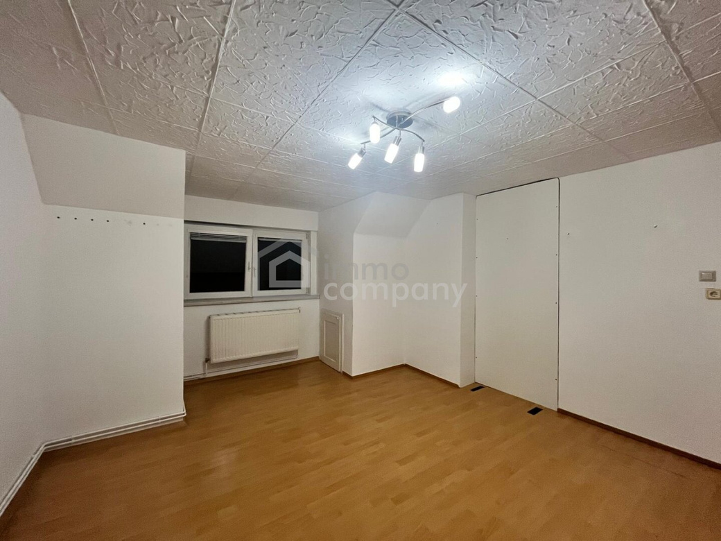 HIER KÖNNEN SIE SOFORT EINZIEHEN – Dachgeschosswohnung mit 3 Zimmer – Foto 6