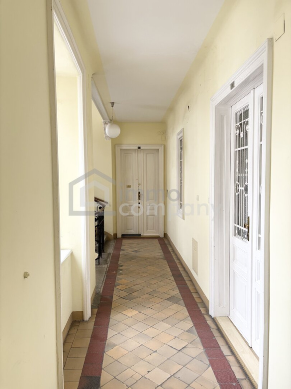 Charmante Wohnung mit schönen alten Fischgrät-Parkett – Top Preis! Top Eckzinshaus – Foto 10