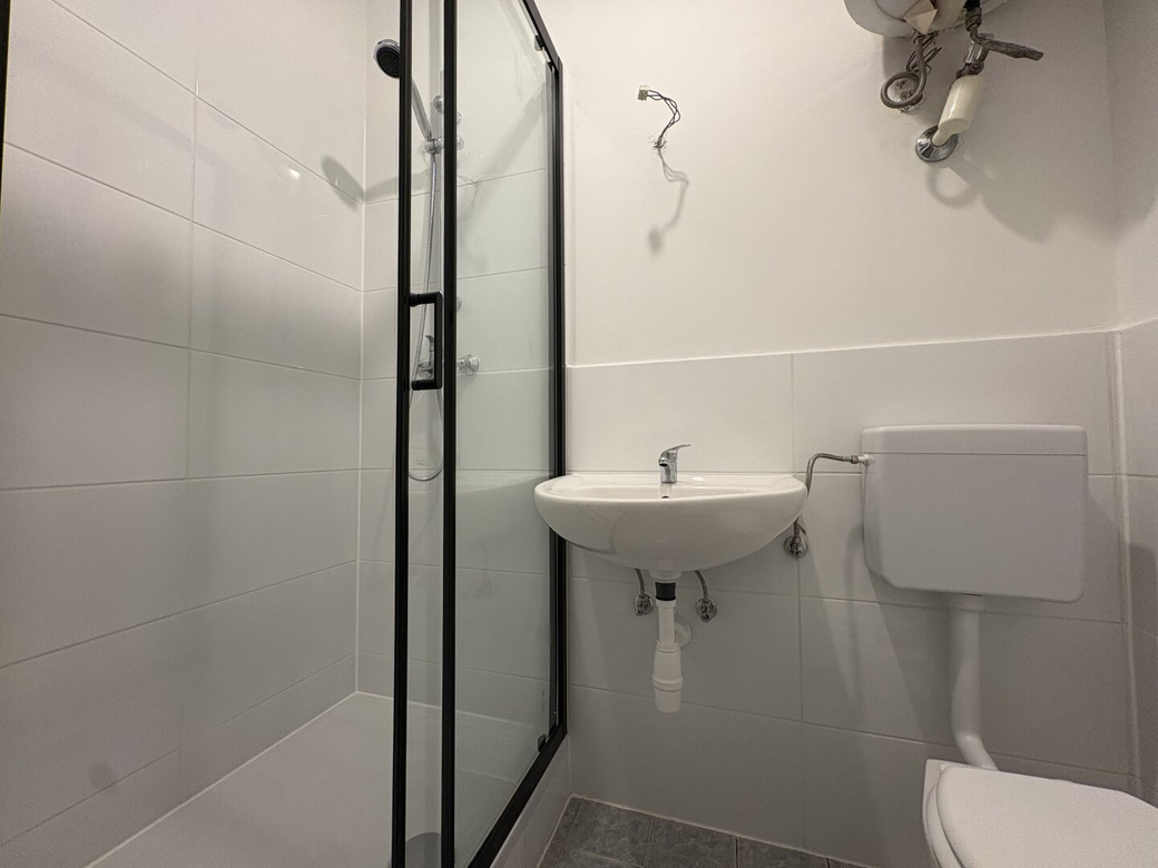 Frisch sanierte Altbauwohnung nahe U3 Johnstraße – Foto 2
