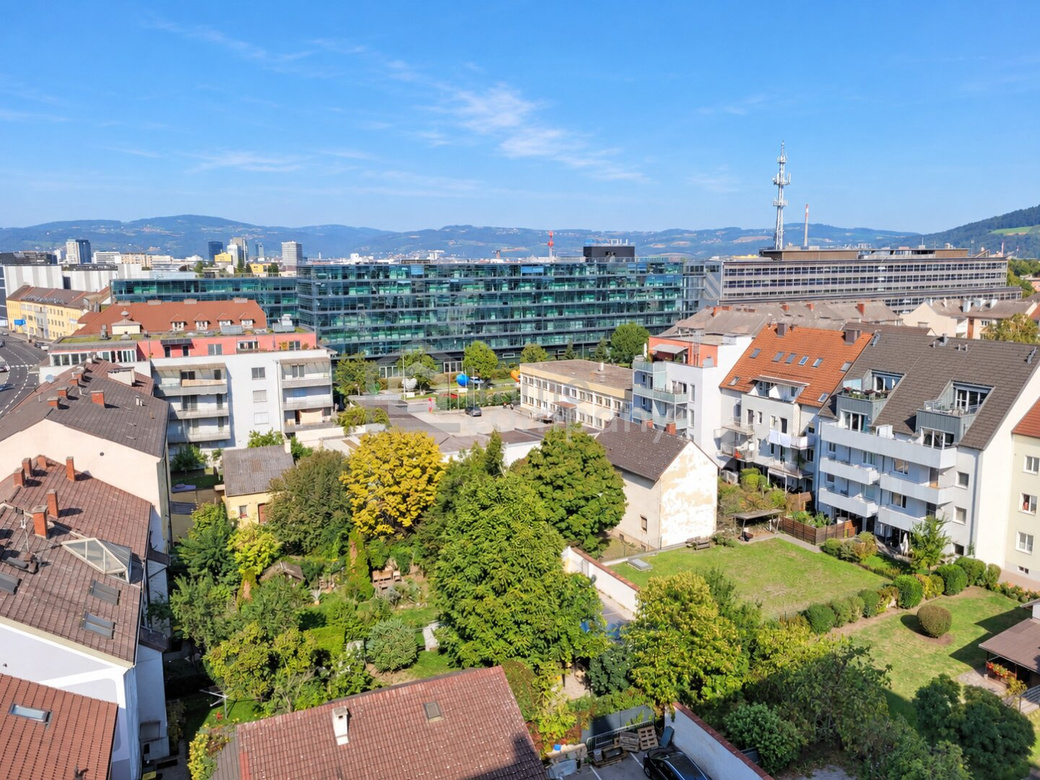 Gute Aussichten - Ihr neues Zuhause: 4 Zimmer mit Berg- und Stadtblick – Foto 1