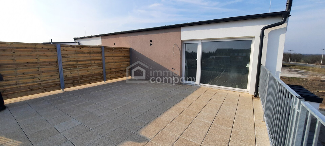 2-Raum Dachgeschosswohnung mit großer Terrasse und Parkplatz – Foto 5