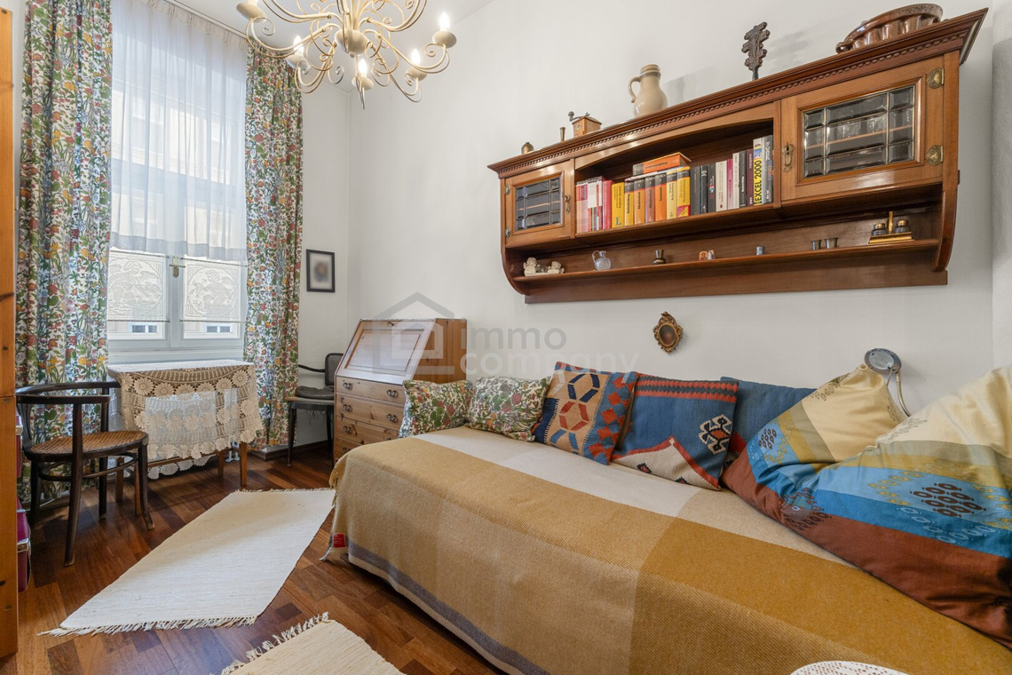 Elegante Altbauwohnung, mit Charakter – Foto 3