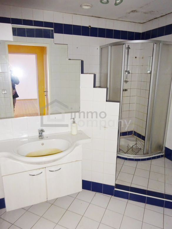 Großzügiges Stockhaus mit Innenhof, Carport, Garten mit Pool!!! – Foto 9
