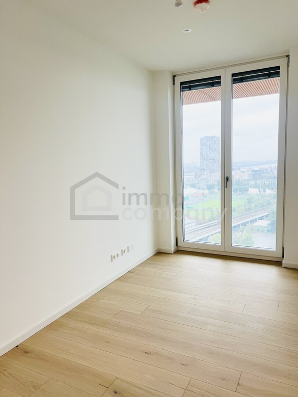 Luxuriöse Wohnung mit 65 m2 großem Balkon und Stadtblick in einem neuen, mehrstöckigen Premiumgebäude + Tiefgaragenplatz! 2. Bezirk. U2 – Foto 4