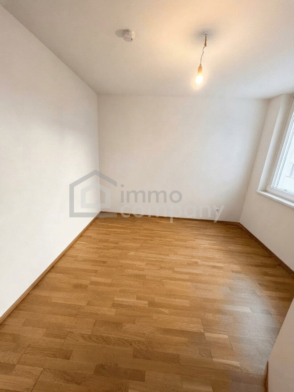 Neuwertige 2-Zi Wohnung in 1100 Wien mit Balkon, Garage Stellplatz & Fußbodenheizung! – Foto 4