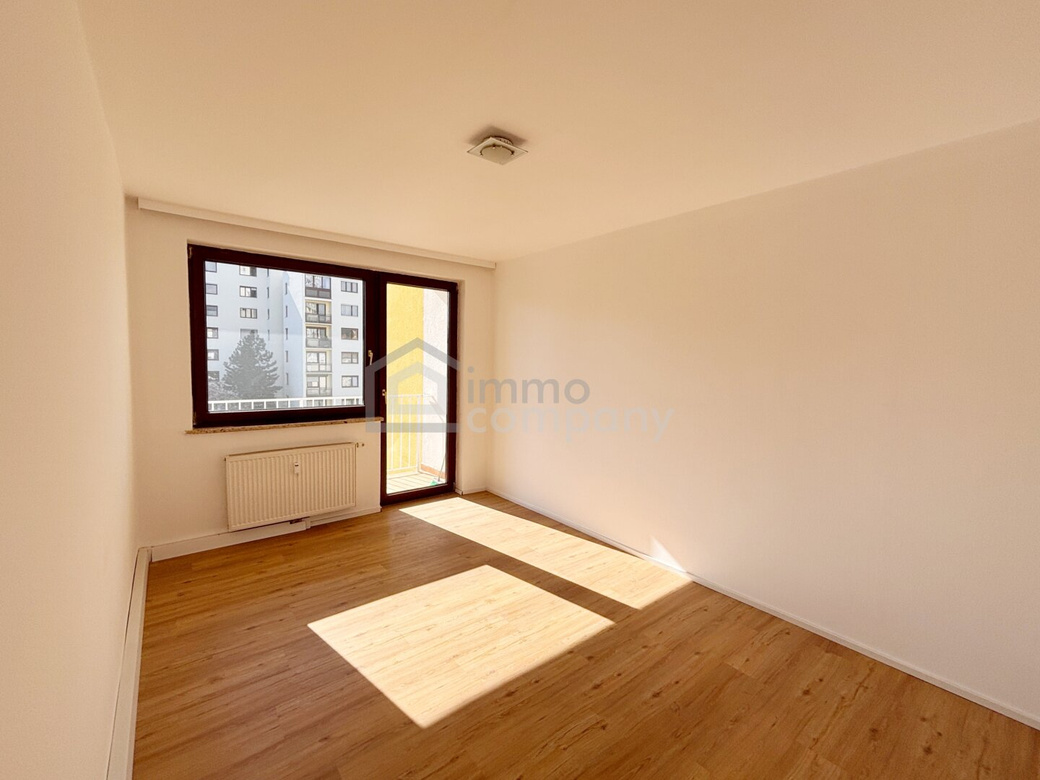 Einziehen & wohlfühlen – 2-Zimmer-Wohnung mit Balkon! – Foto 3