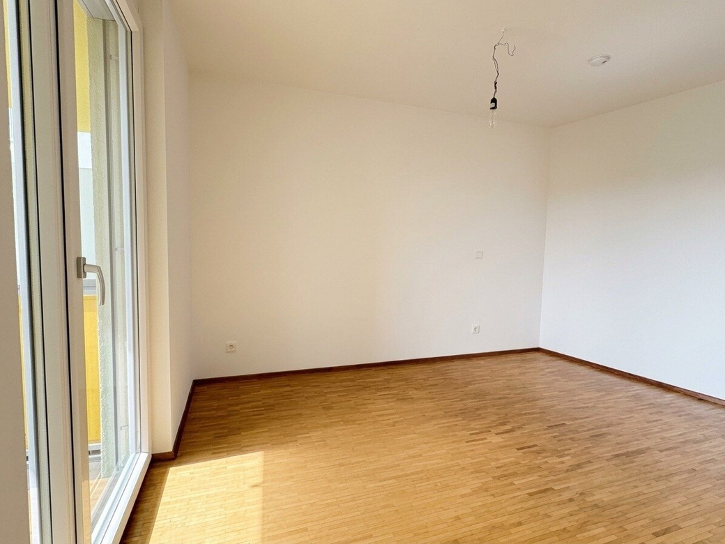 ZUM VERLIEBEN! ENTZÜCKENDE HOFSEITIGE 2-ZIMMER-WOHNUNG IM 3. LIFTSTOCK MIT BALKON - U3-NÄHE – Foto 4