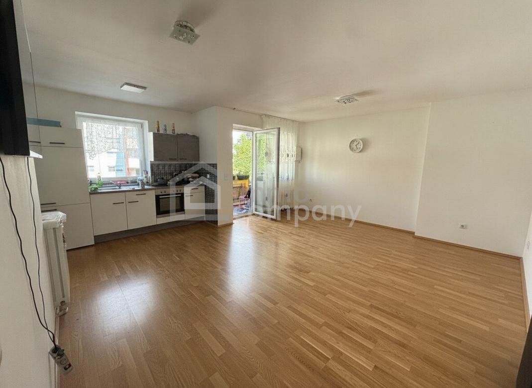 PREISHIT! Sonnige 3-Zimmer-Wohnung mit Balkon und Tiefgaragenstellplatz – Foto 1