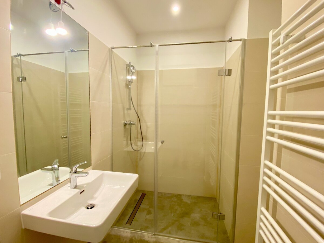 ERSTBEZUG im CHARMANTEN ALTBAU, U3 NÄHE! – Foto 7