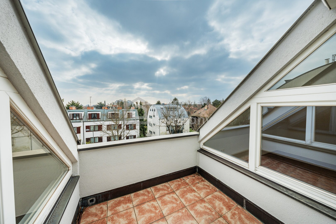 Potential - Altbaucharmante Familienvilla mit 9 Zimmern auf 3 Ebenen in Grinzinger Best Lage – Foto 11