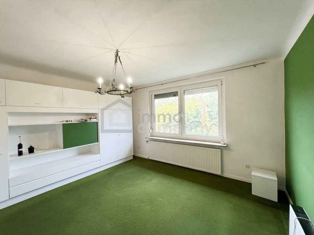 Großzügiges Mehrfamilienhaus mit Garten, Terrasse & 3 Garagen in Marchegg um 620.000€ – Foto 6