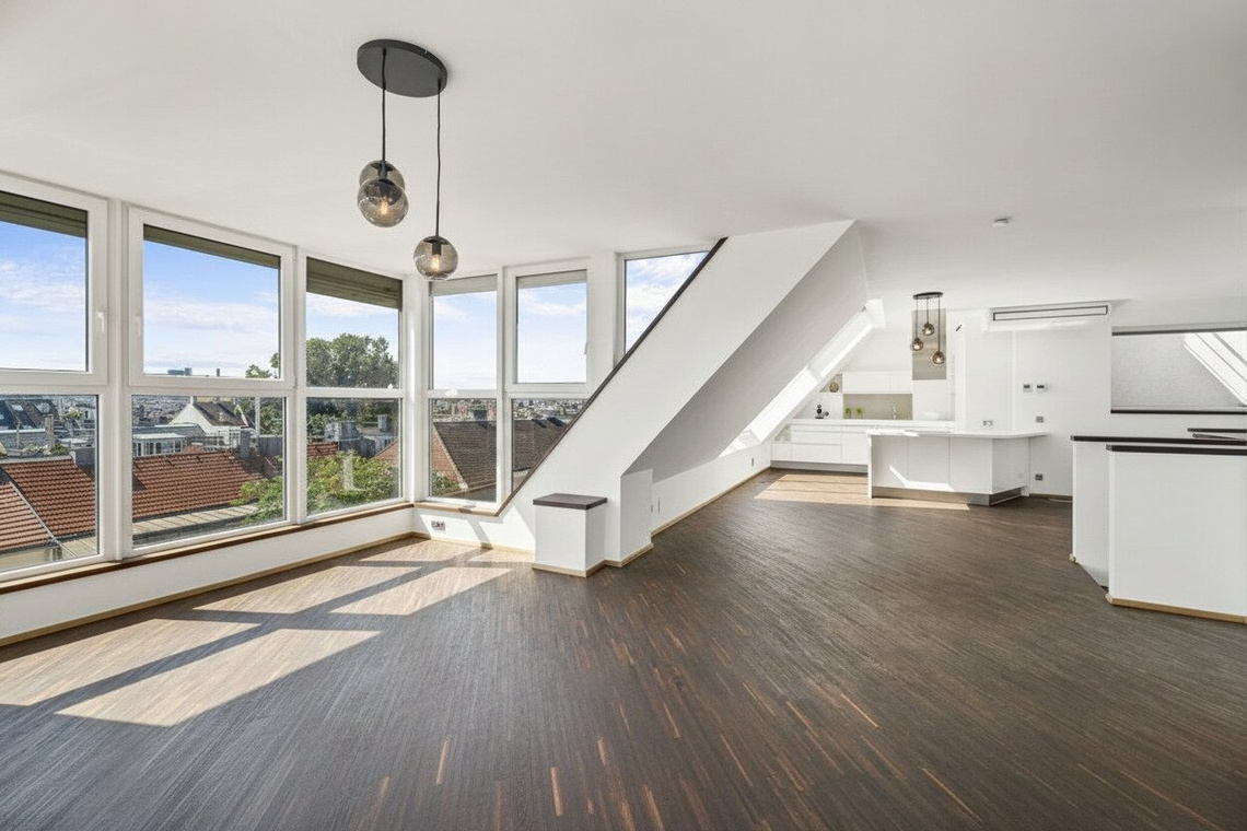 Wohnen über den Dächern: Exklusive Maisonette mit Terrassen & 360° Panoramablick – Foto 2