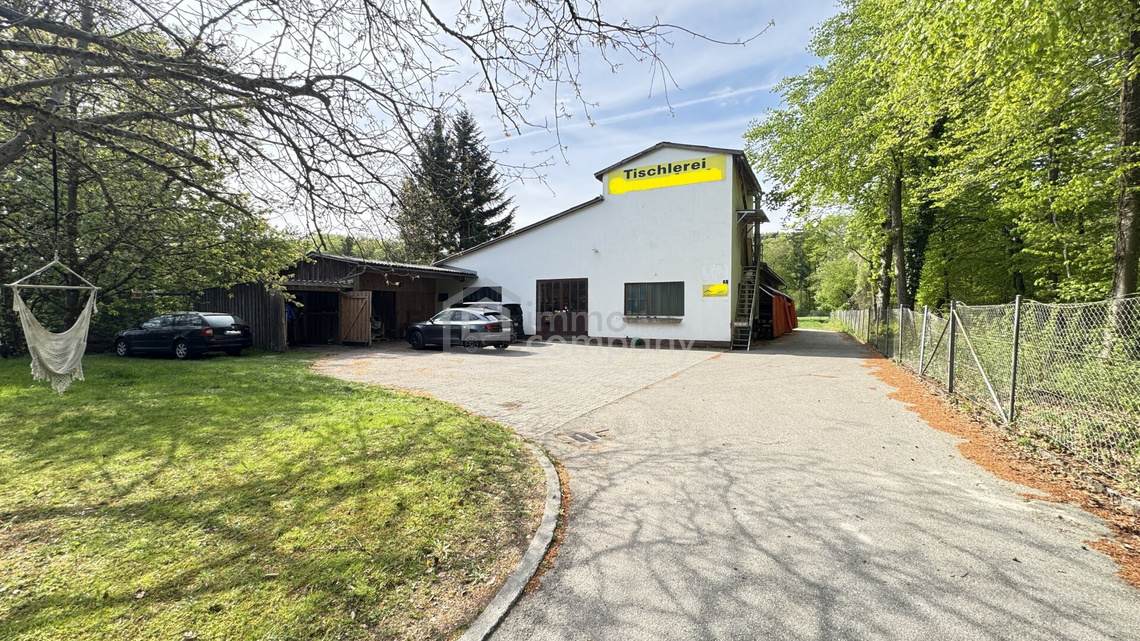 Wohnhaus und Werkstatt (derzeit Tischlerei) viel Grund in Vöcklabruck/Dürnau – ideal für Betriebsnachfolge – Foto 3