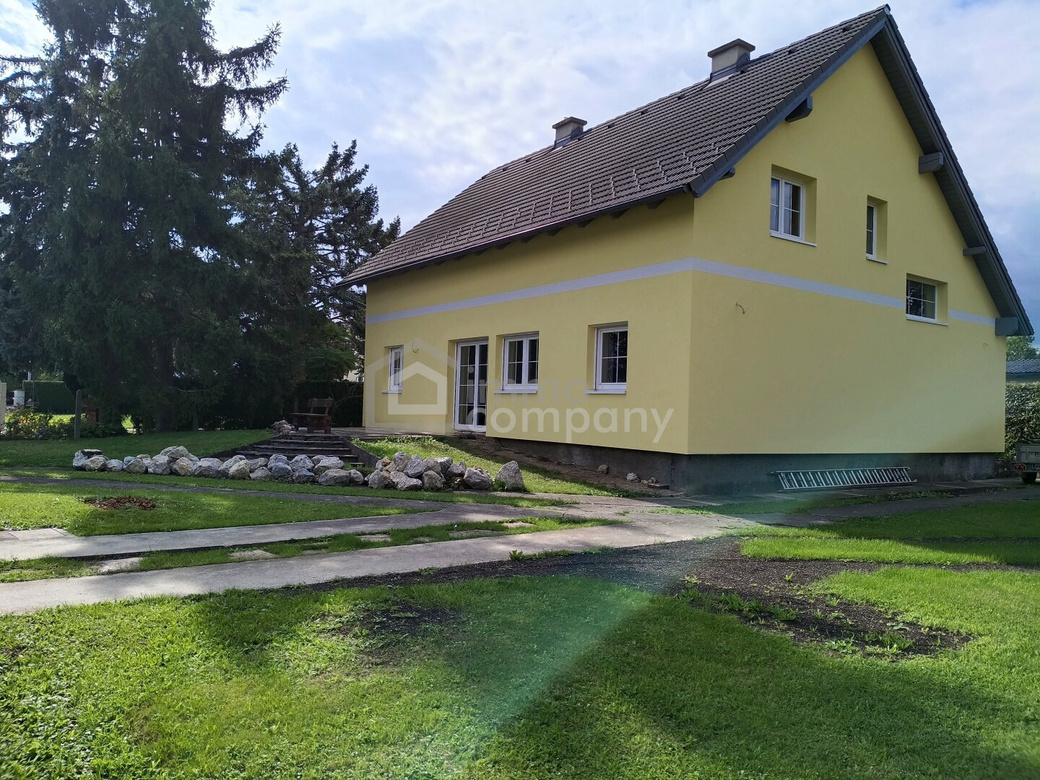 Modernisiertes Einfamilienhaus zum Fertigstellen: Ihr Traumhaus mit riesigem Garten in wunderschöner Lage! – Foto 2