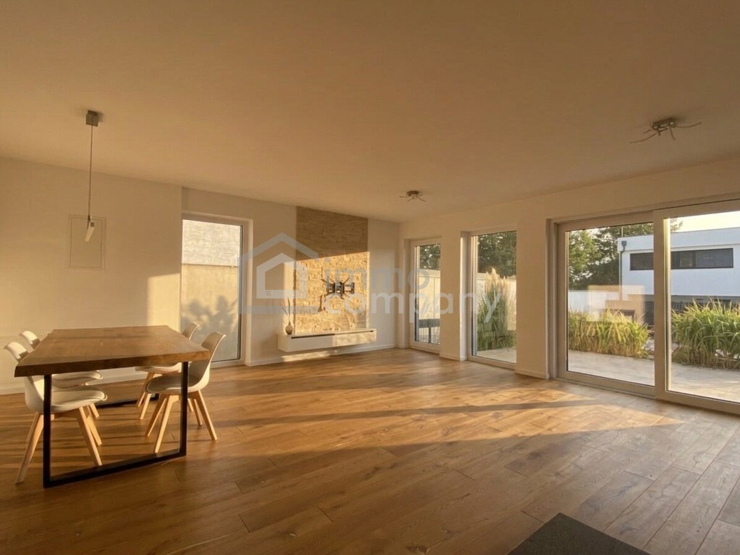 Modernes Traumhaus mit Garten! -stilvolles Wohnen für höchste Ansprüche – Foto 2