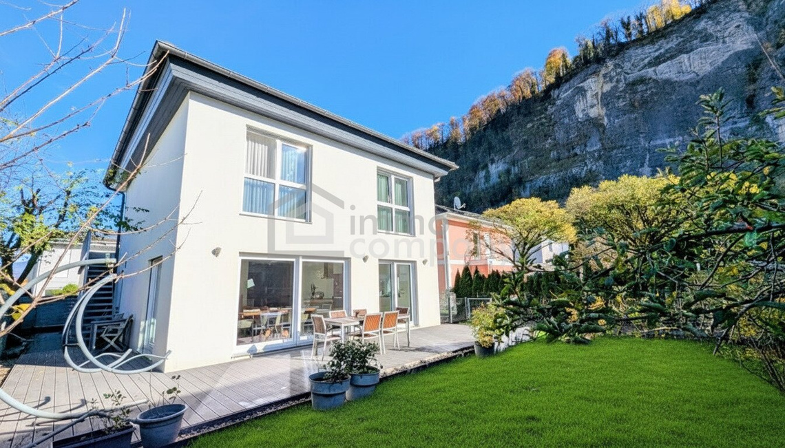 Traumhaftes Einfamilienhaus in Hohenems | 126m² Wohnfläche | 4-Zimmer | 2 Terrassen mit 100m² Gesamtfläche | moderne Einrichtung | großes Carport – Foto 3
